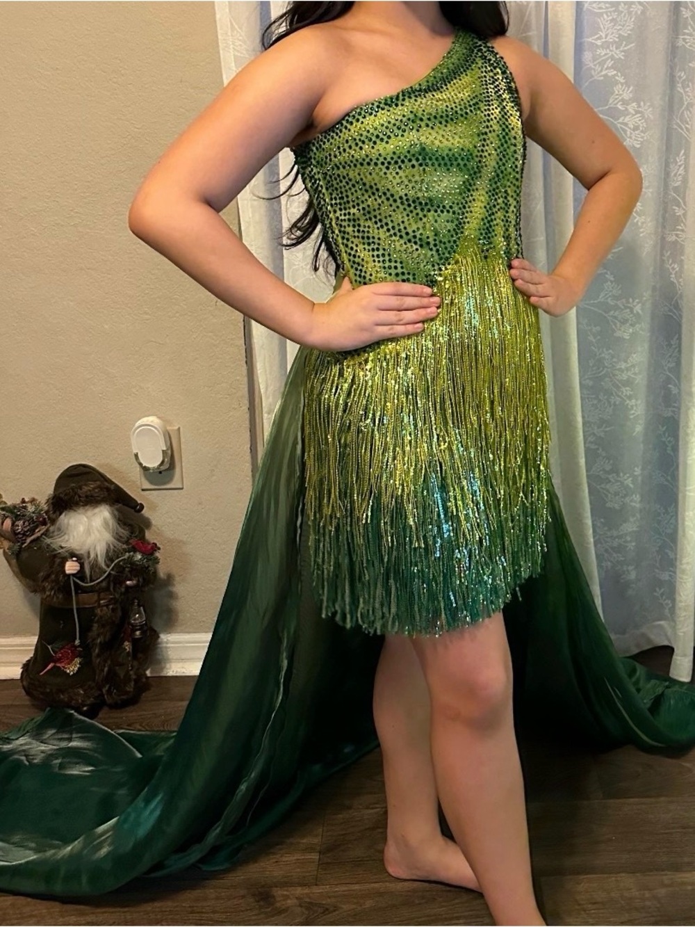 Teen Fun Fashion Green One-Shoulder Sequin Fringe Dress